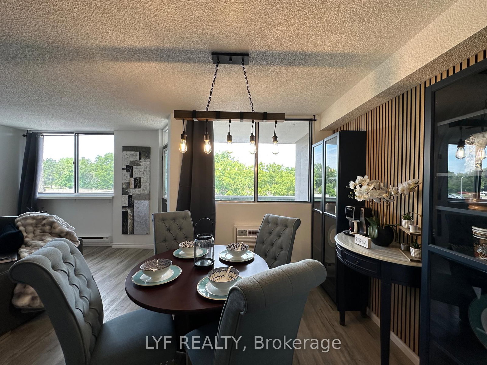 81 MILLSIDE Drive • #401 • Milton, ON photo 9