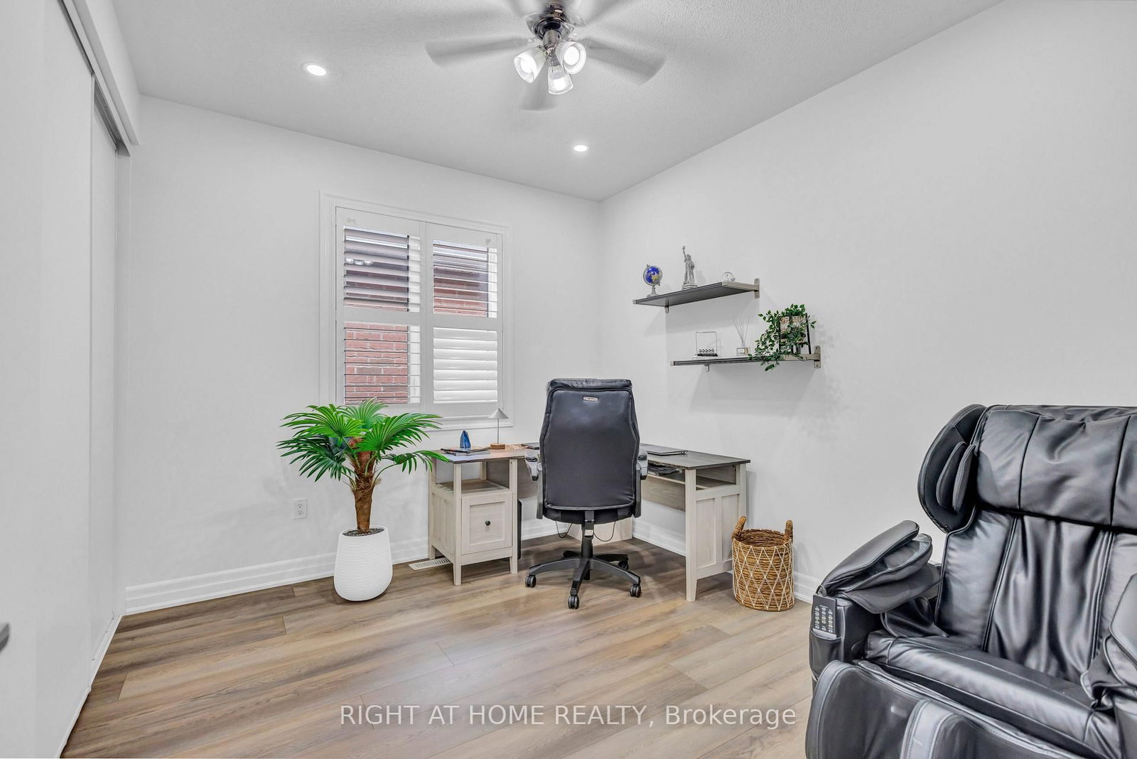 866 Magnolia Terrace • Milton, ON photo 39