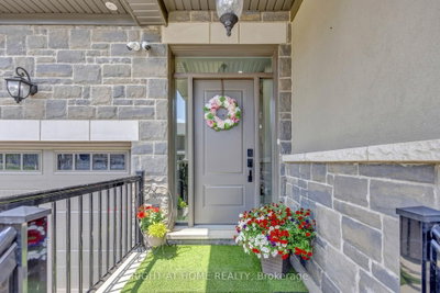 866 Magnolia Terrace • Milton, ON photo 5