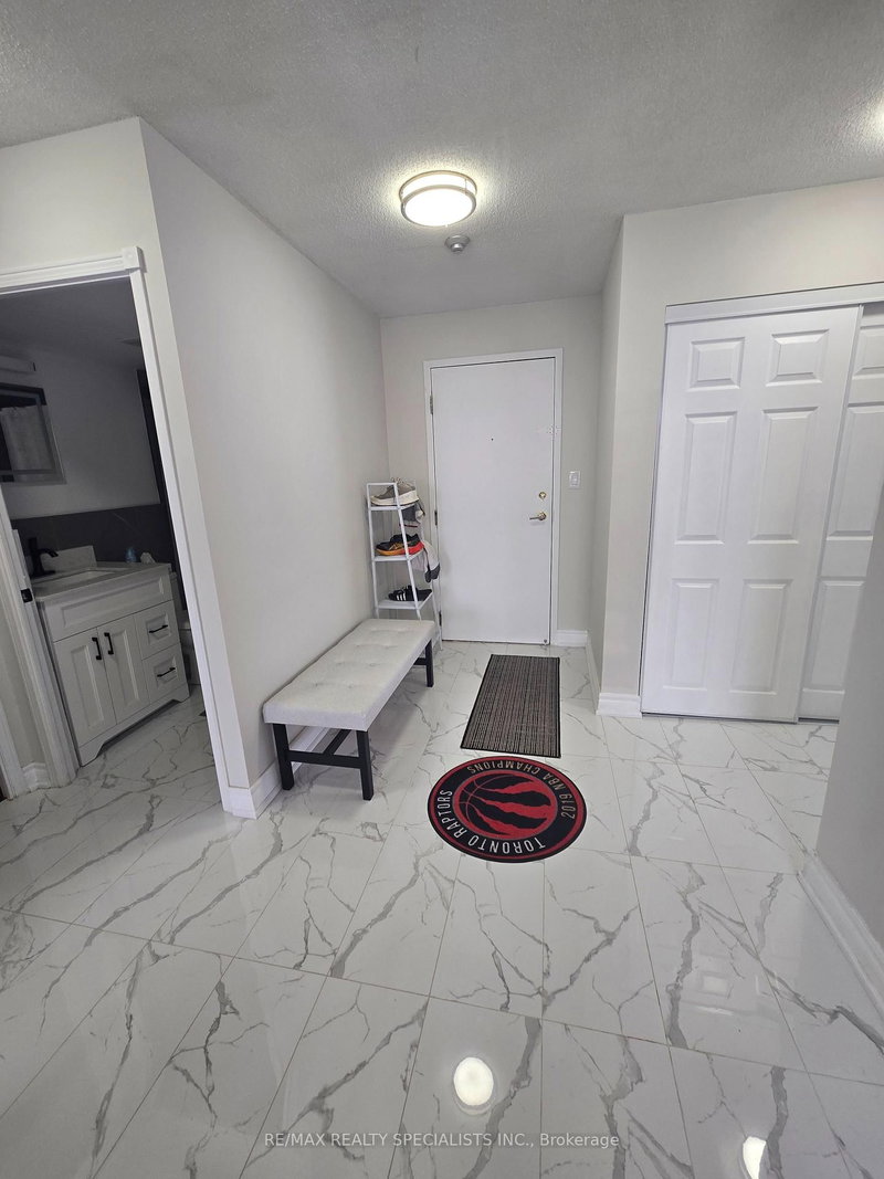 1204(Partially Furnished) - 135 Hillcrest Avenue