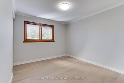 1715 Oberon Mississauga,ON L4X 2K7 — Photo 26