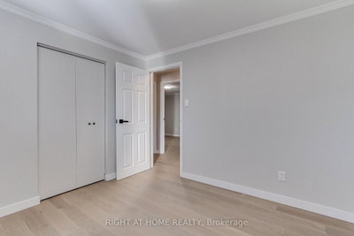 1715 Oberon Mississauga,ON L4X 2K7 — Photo 29