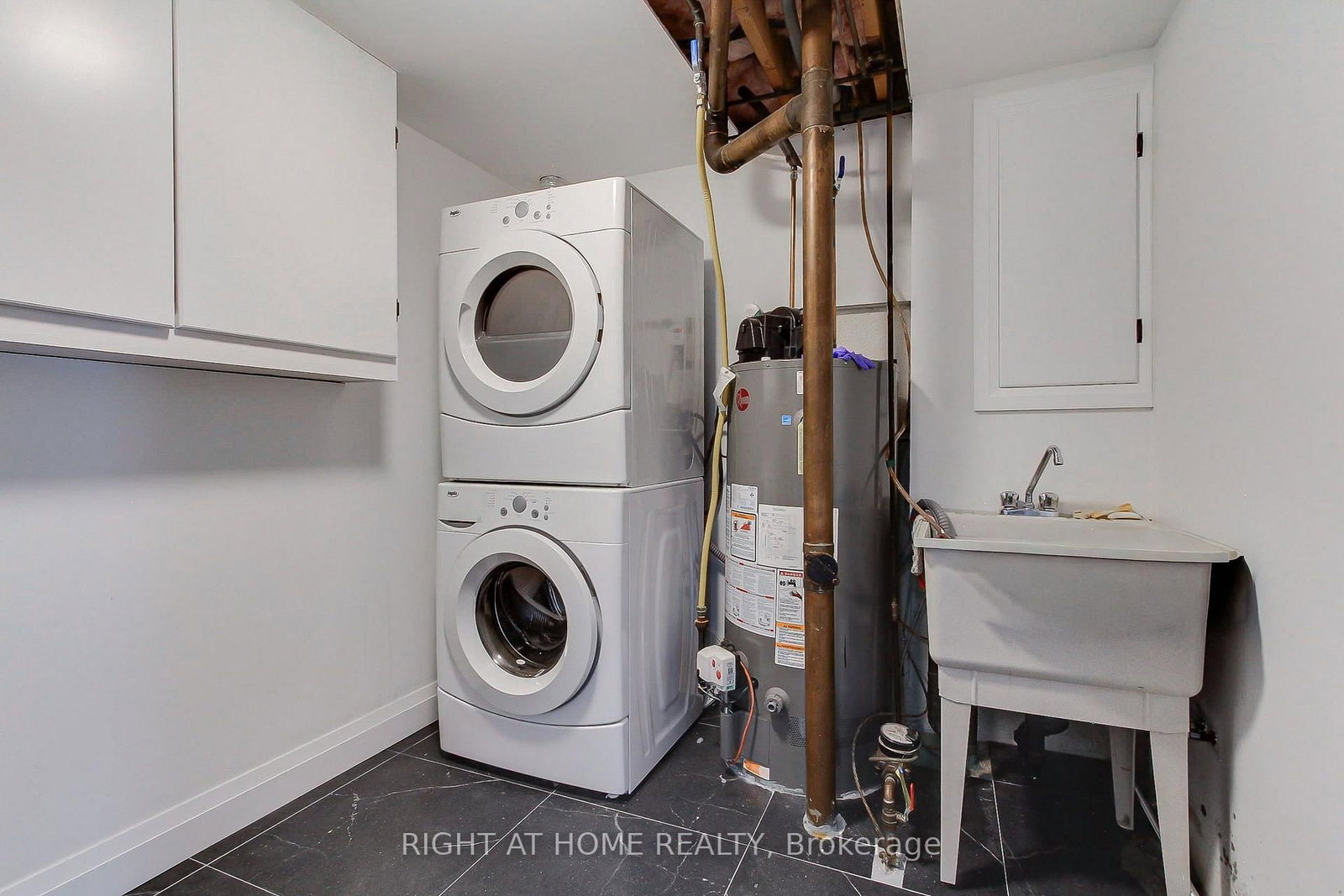 1715 Oberon Mississauga,ON L4X 2K7 — Photo 39
