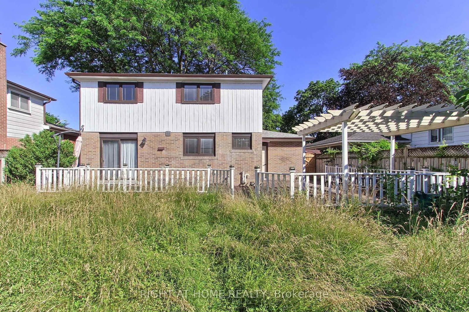 1715 Oberon Mississauga,ON L4X 2K7 — Photo 42