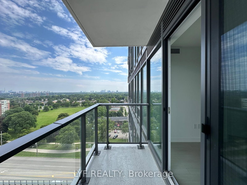 1207 - 4010 Eglinton Avenue W