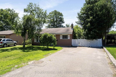 32 Mowbray Place • Halton Hills, ON photo 2