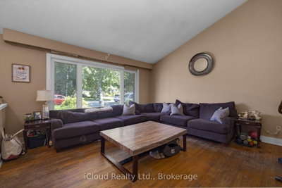 32 Mowbray Place • Halton Hills, ON photo 6