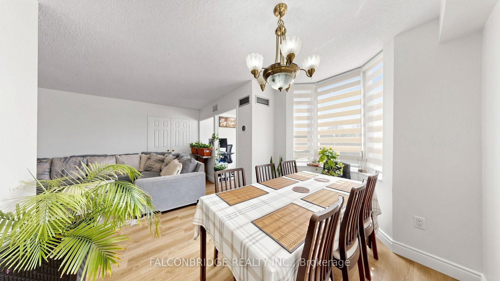 5 Lisa Brampton,ON L6T 4T4 — Photo 11