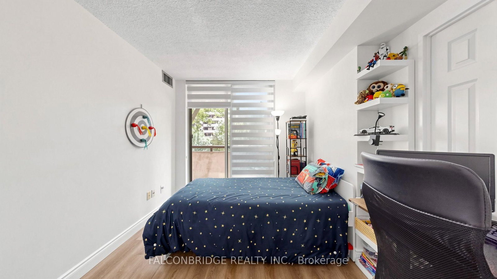 5 Lisa Brampton,ON L6T 4T4 — Photo 23