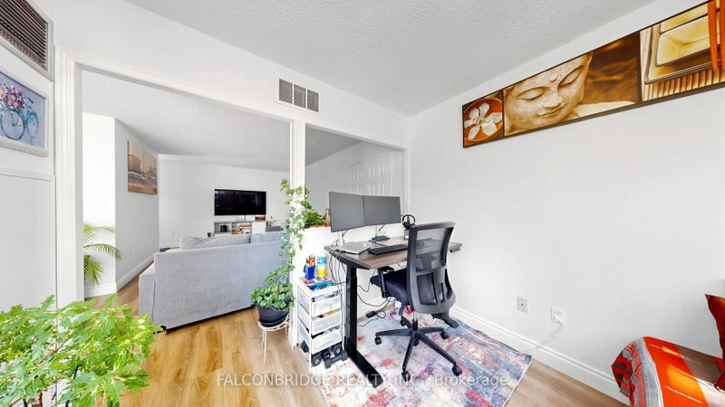 5 Lisa Brampton,ON L6T 4T4 — Photo 26