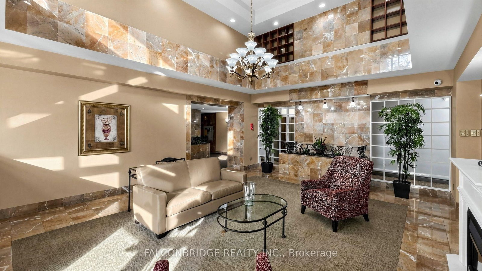 5 Lisa Brampton,ON L6T 4T4 — Photo 4