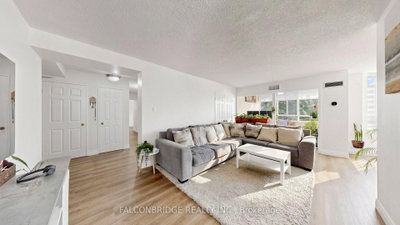 5 Lisa Brampton,ON L6T 4T4 — Photo 8