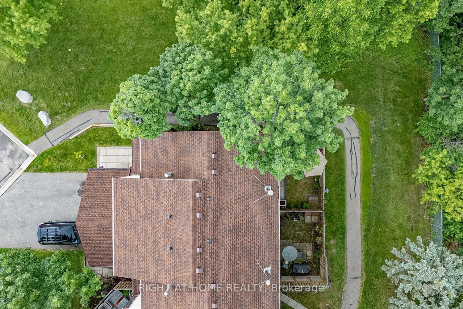 2065 Amherst Heights Court • #21 • Burlington, ON photo 31