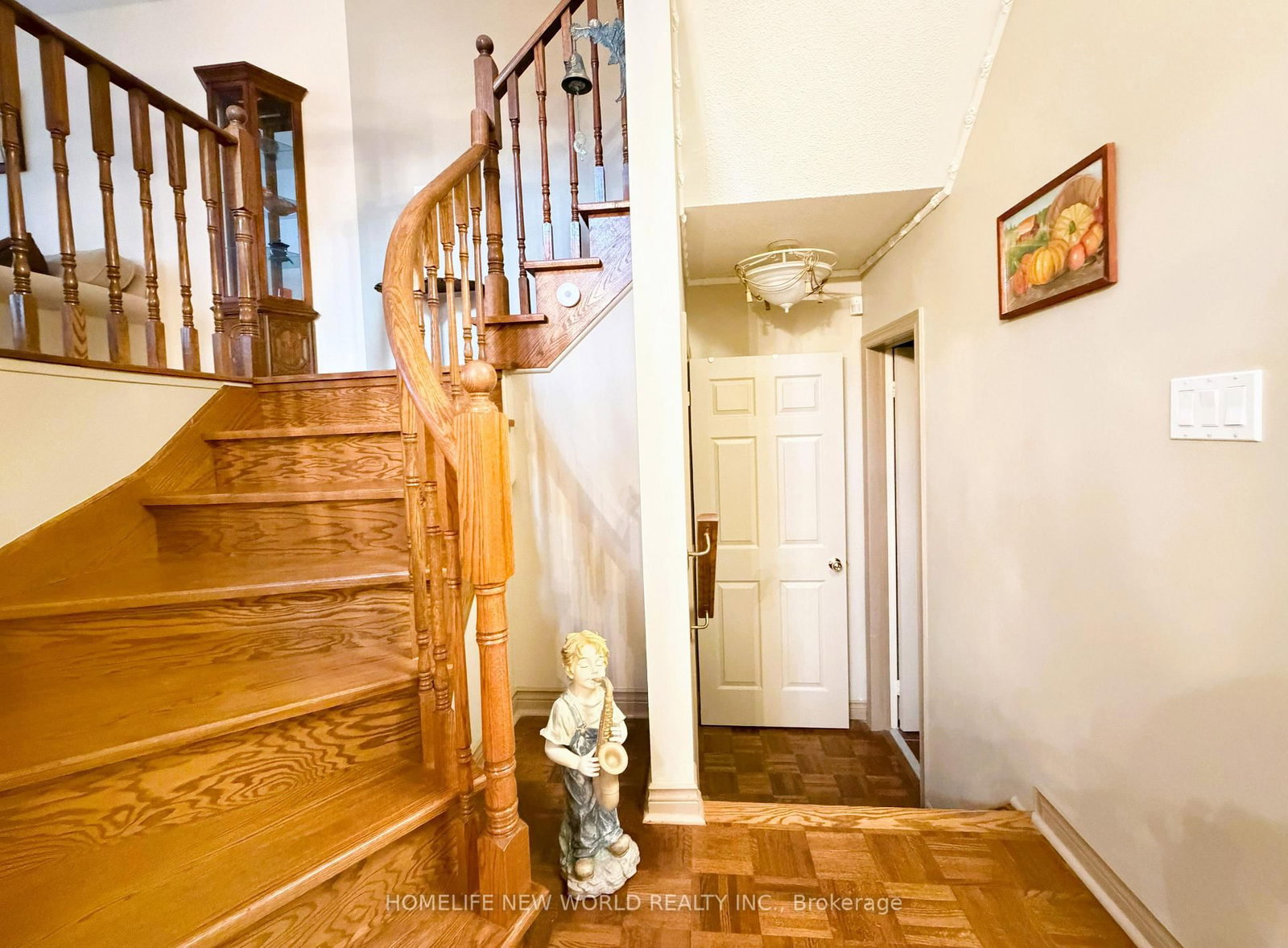 2326 Yorktown Circle • Mississauga, ON photo 14