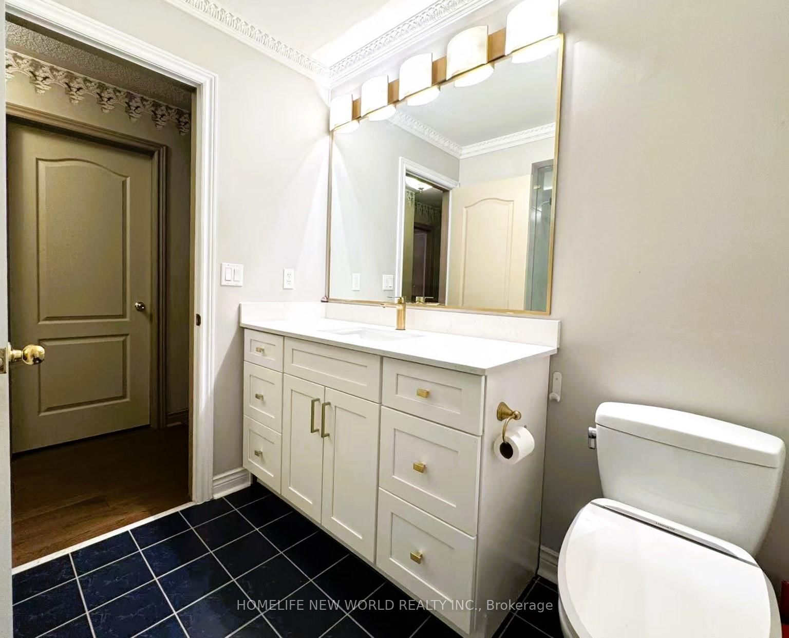 2326 Yorktown Circle • Mississauga, ON photo 27