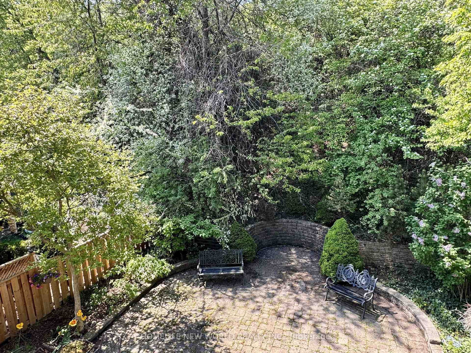 2326 Yorktown Circle • Mississauga, ON photo 37