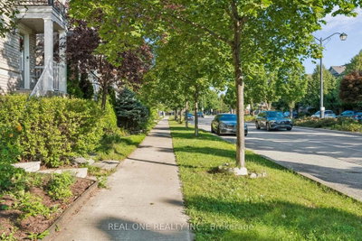 2350 Sutton Drive • Burlington, ON photo 2