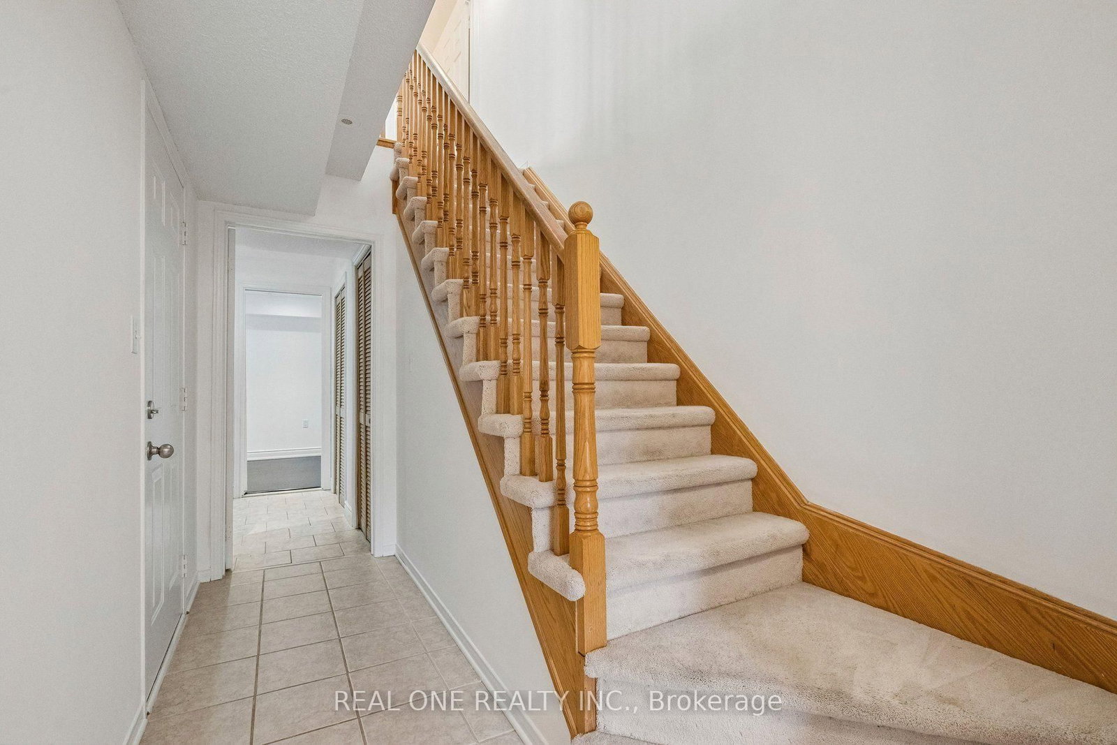 2350 Sutton Drive • Burlington, ON photo 29