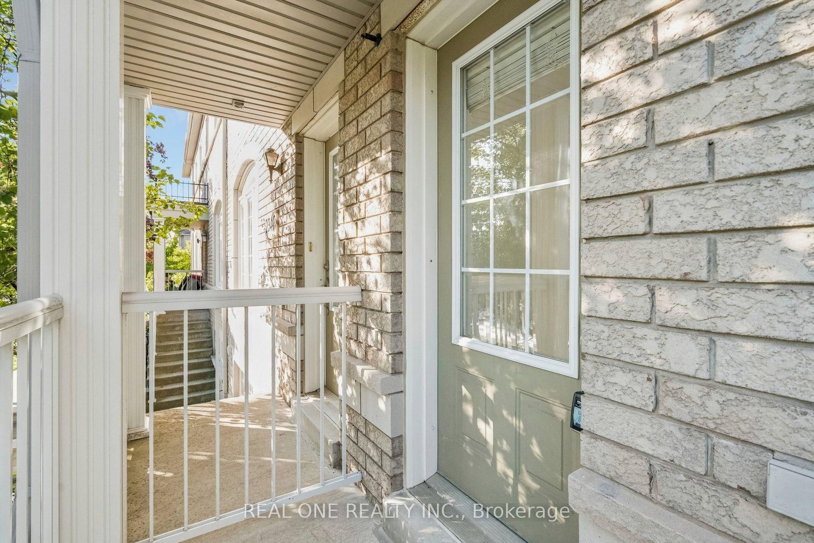 2350 Sutton Drive • Burlington, ON photo 7