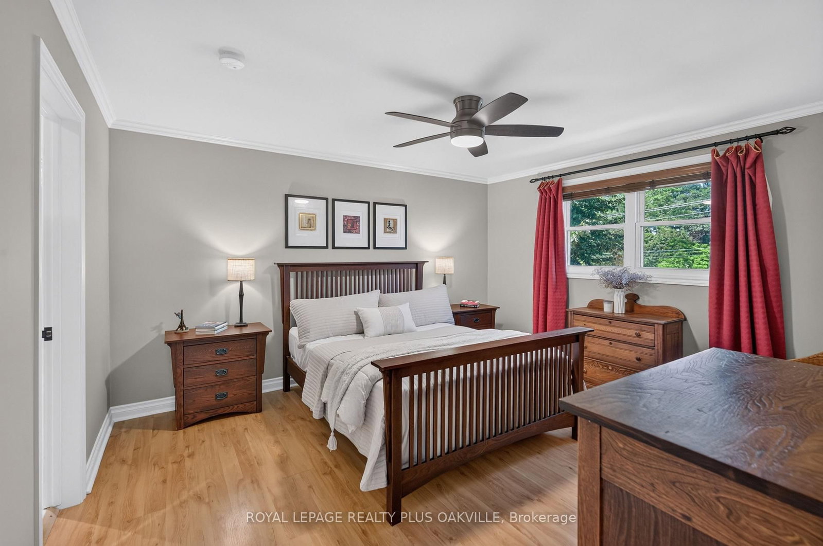 4527 Concord Place • Burlington, ON photo 10