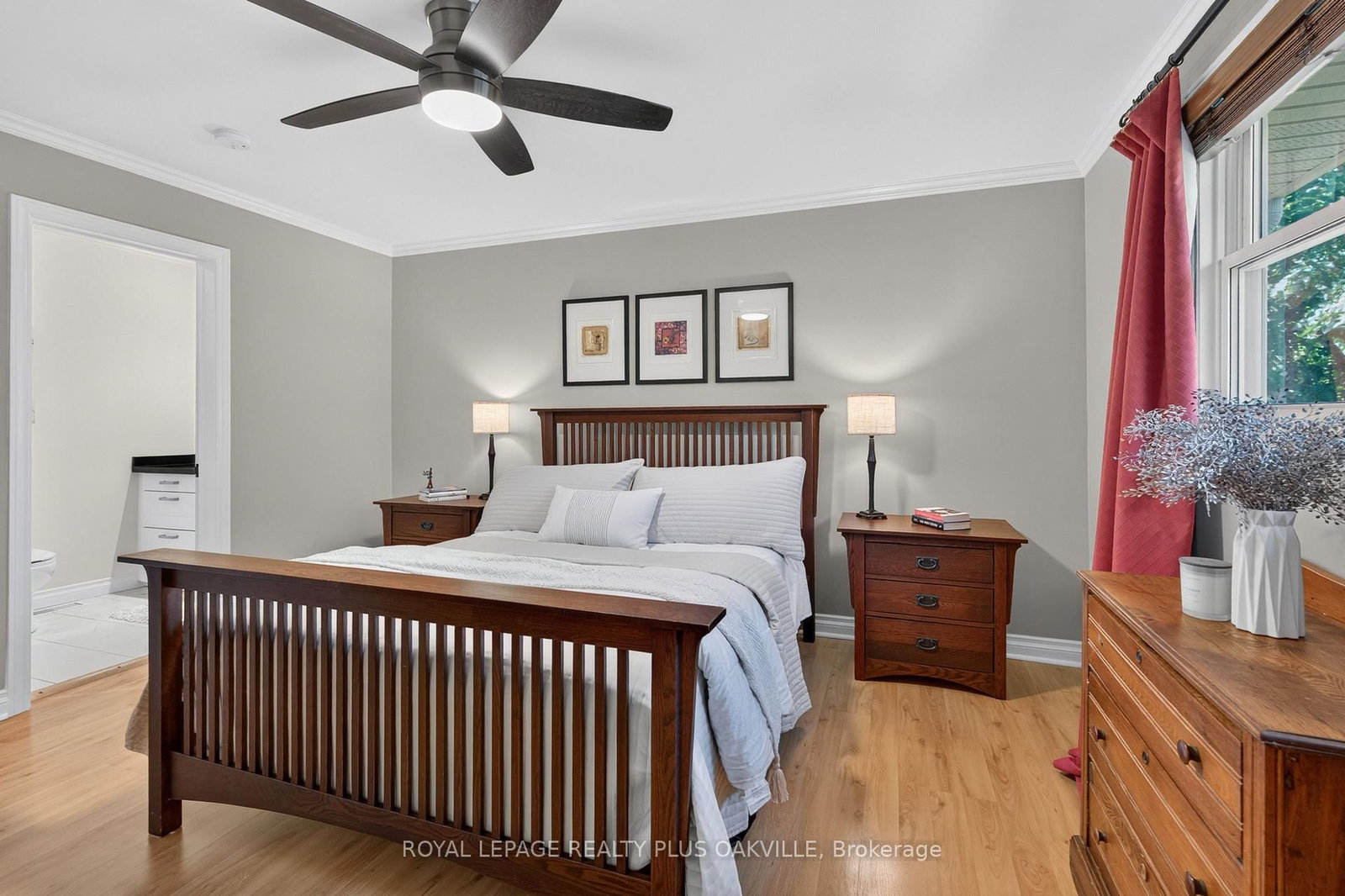 4527 Concord Place • Burlington, ON photo 11