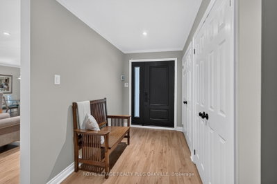4527 Concord Place • Burlington, ON photo 9
