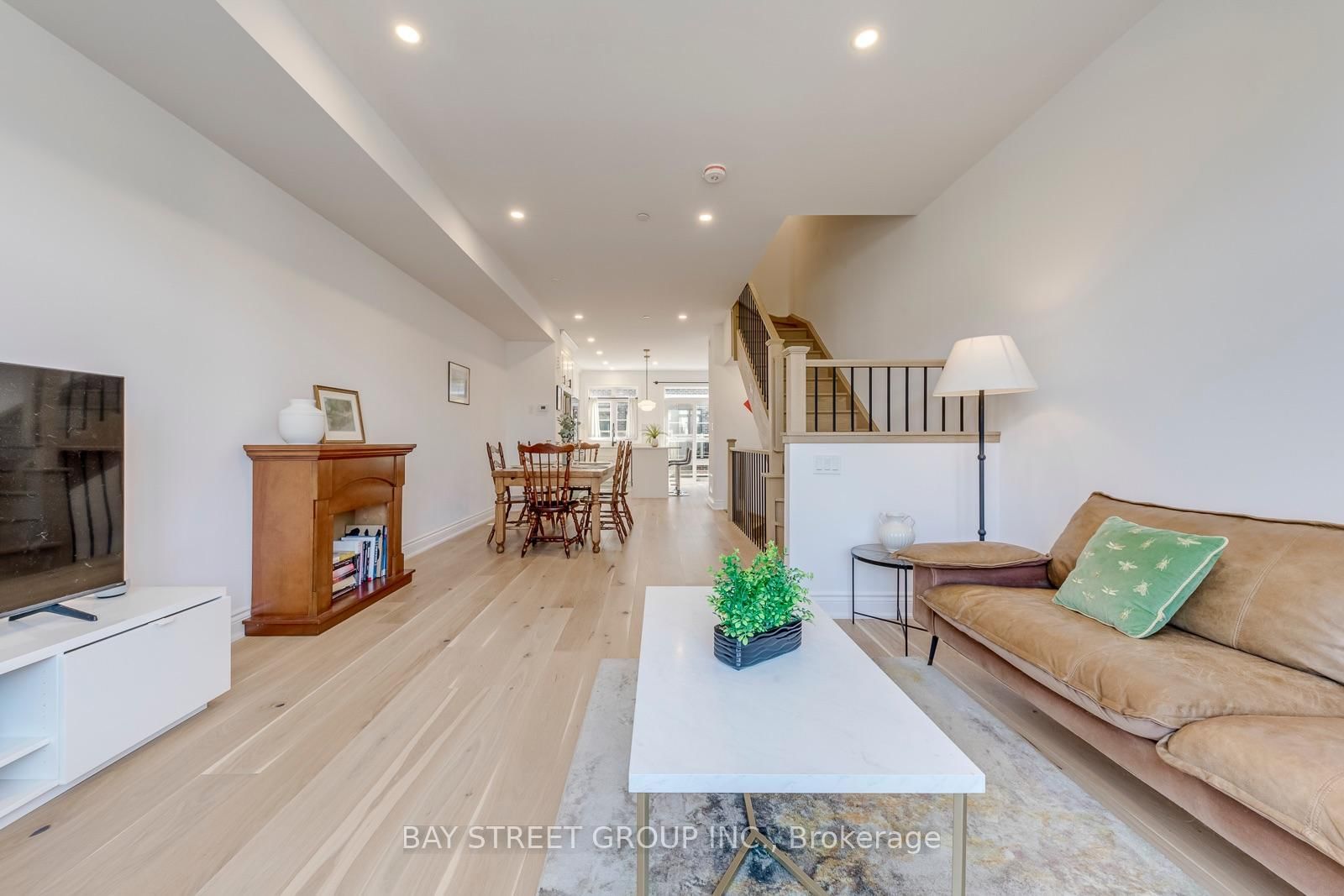 2119 Lillykin Street • #11 • Oakville, ON photo 14