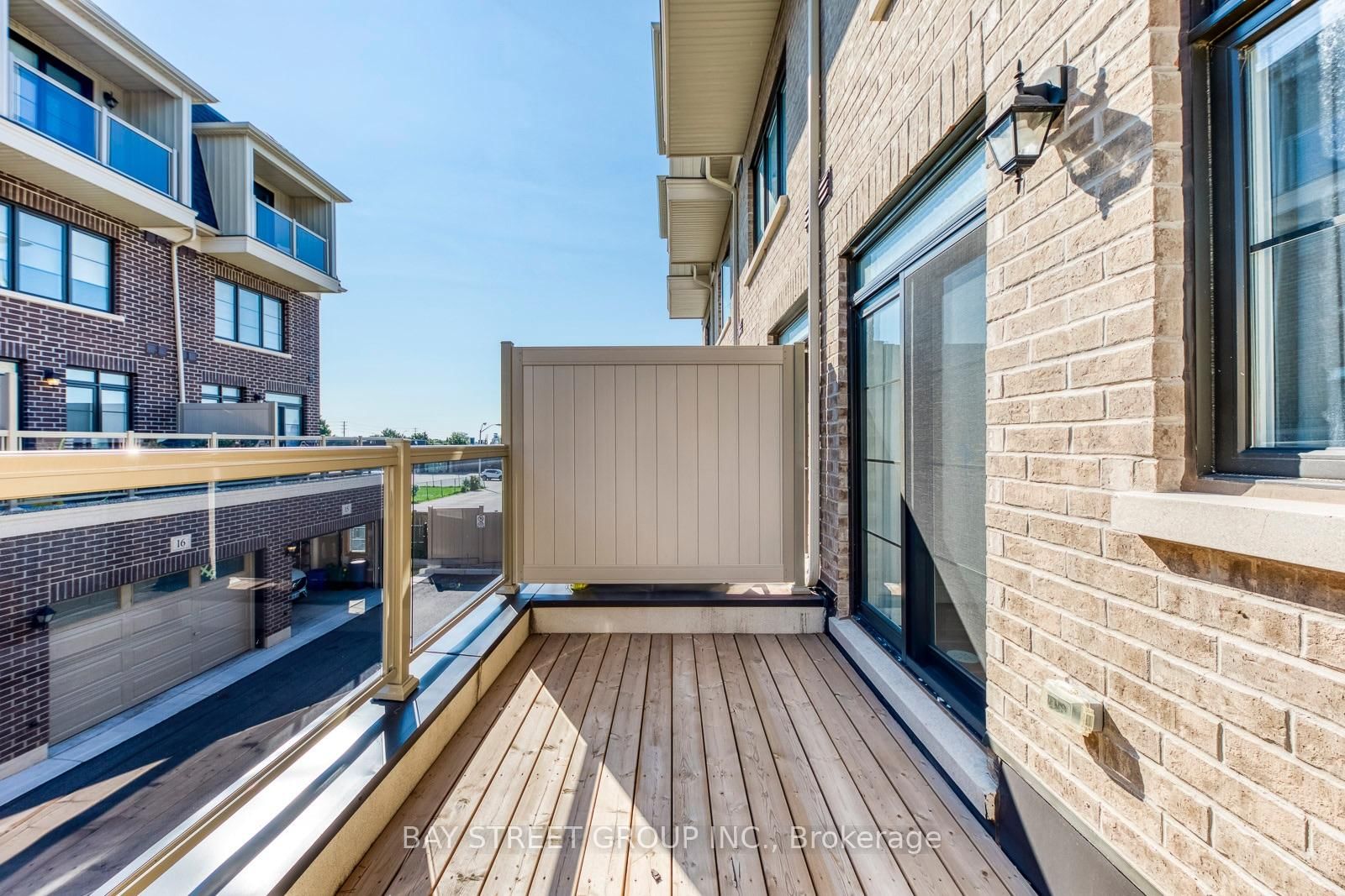 2119 Lillykin Street • #11 • Oakville, ON photo 26