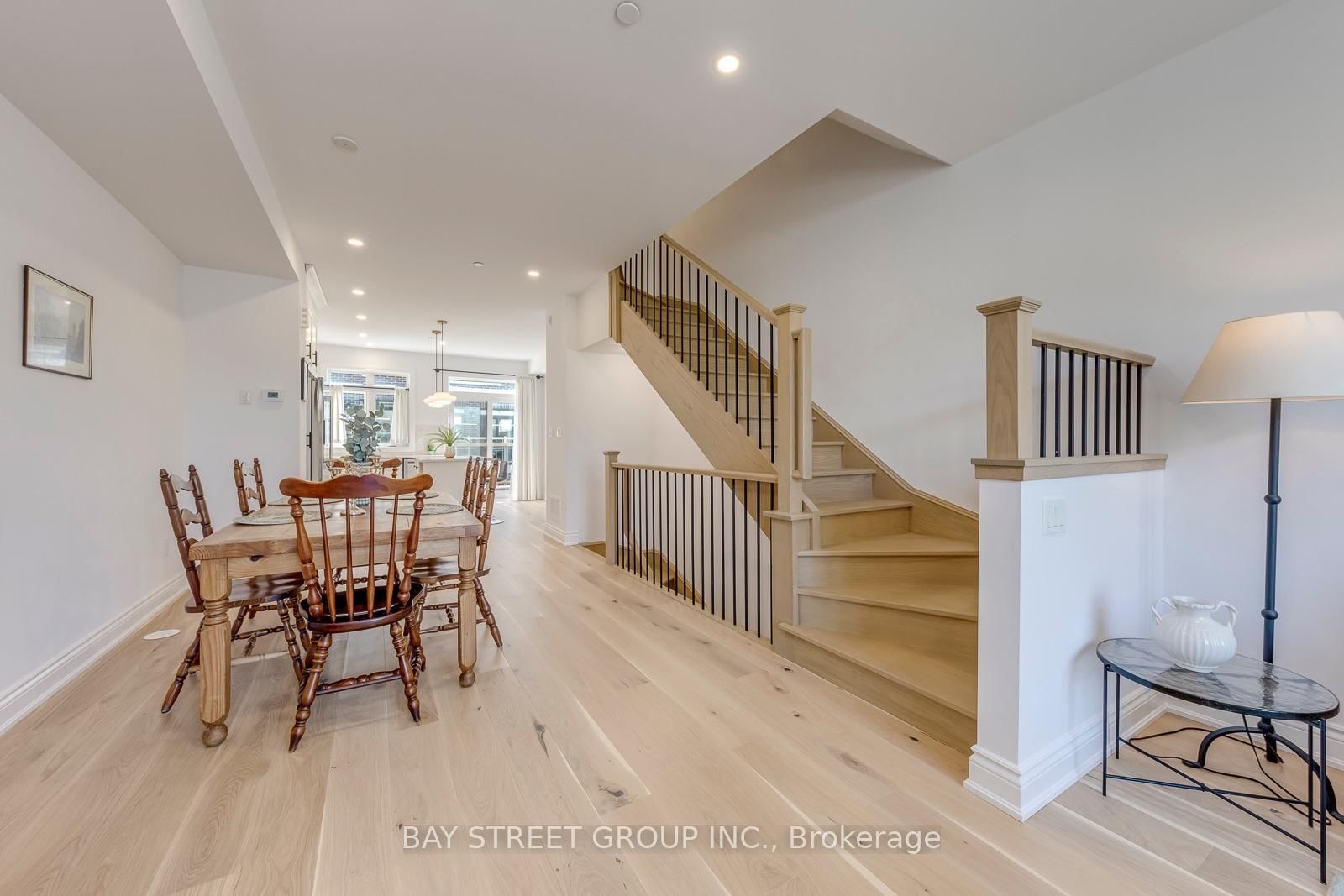 2119 Lillykin Street • #11 • Oakville, ON photo 27