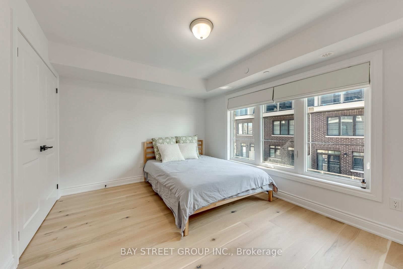 2119 Lillykin Street • #11 • Oakville, ON photo 29