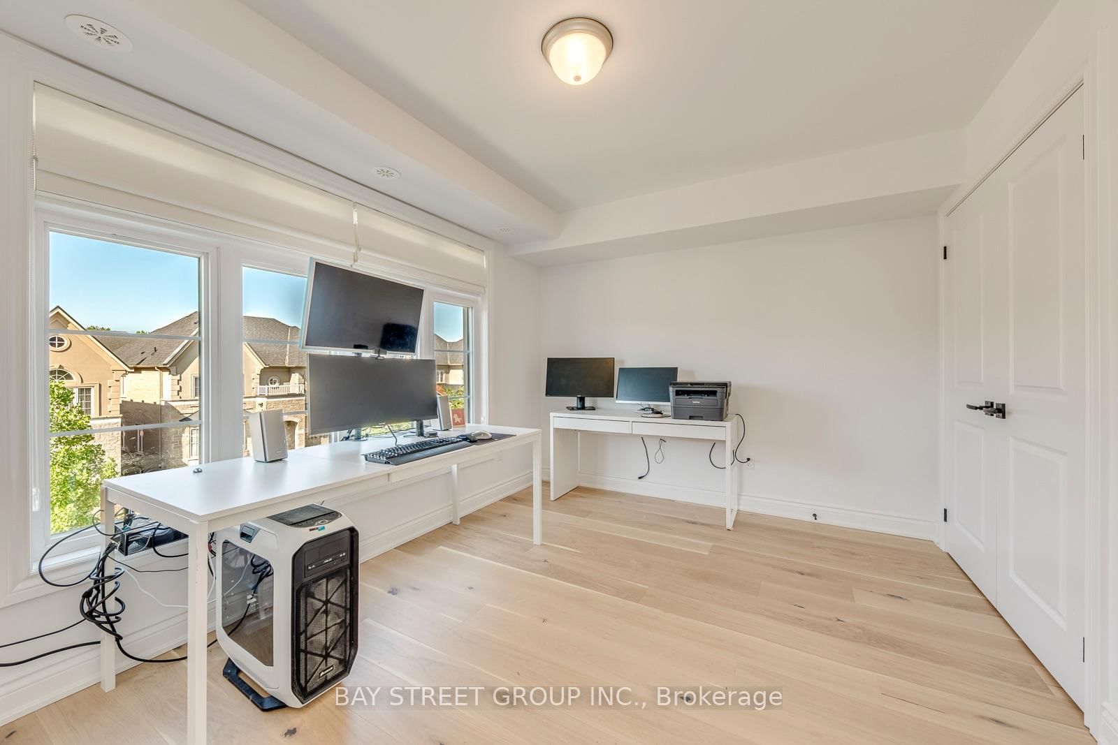 2119 Lillykin Street • #11 • Oakville, ON photo 30