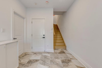 2119 Lillykin Street • #11 • Oakville, ON photo 6