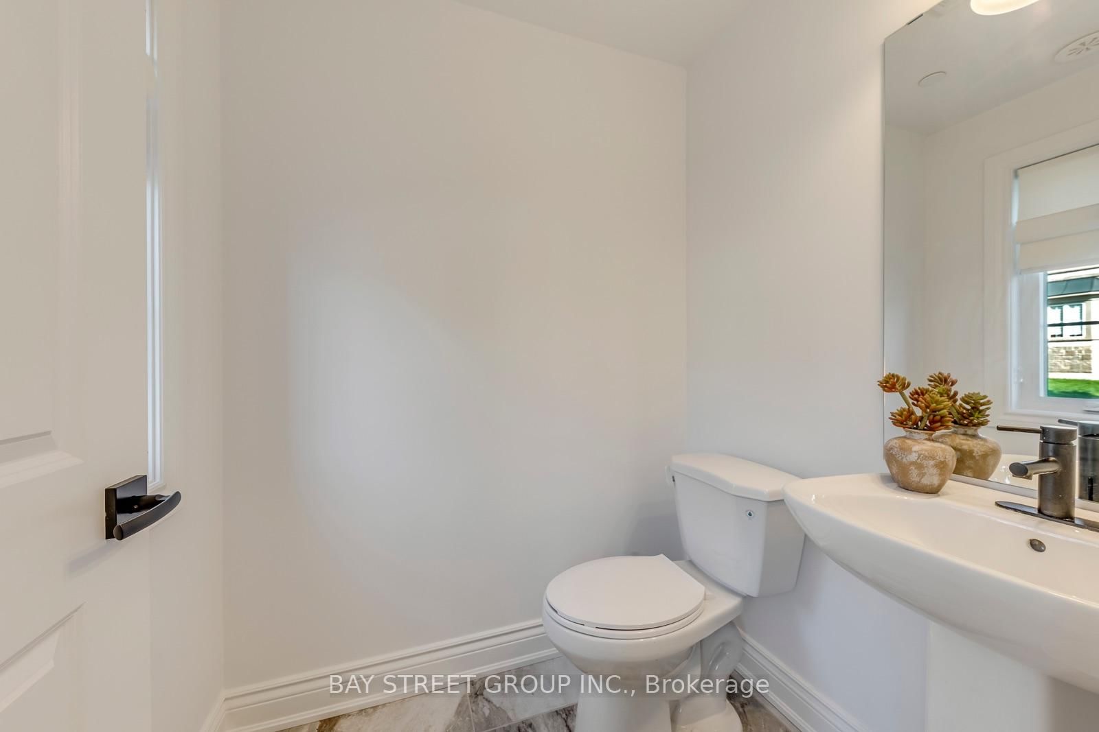 2119 Lillykin Street • #11 • Oakville, ON photo 7