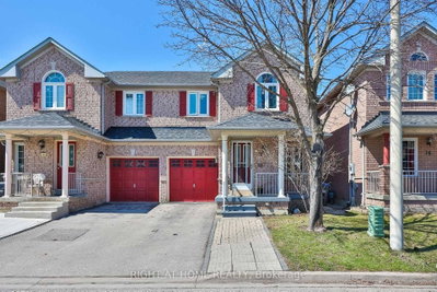 12 Anglers Catch Lane • Brampton, ON photo 6