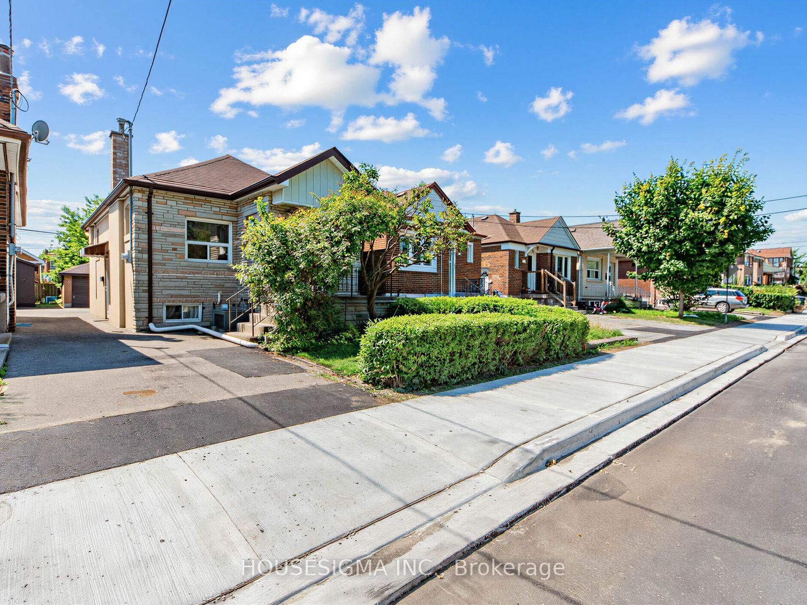 491 Hopewell Avenue, Toronto