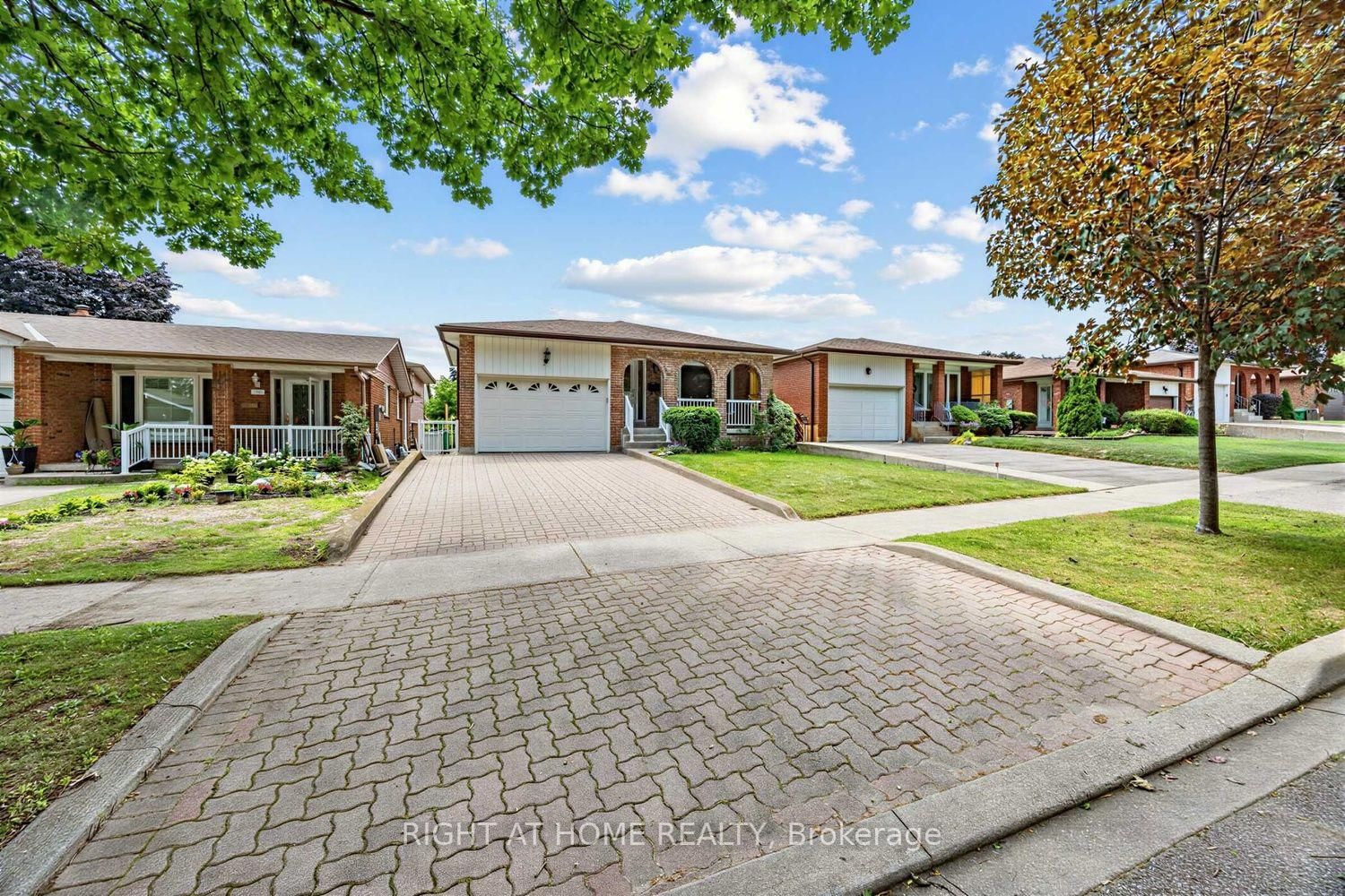 3126 Mccarthy Court • Mississauga, ON photo 1