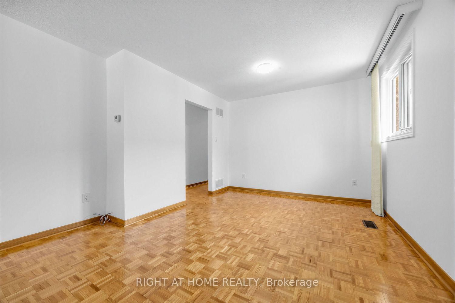 3126 Mccarthy Court • Mississauga, ON photo 10