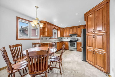 3126 Mccarthy Mississauga,ON L4Y 3Z5 — Photo 15