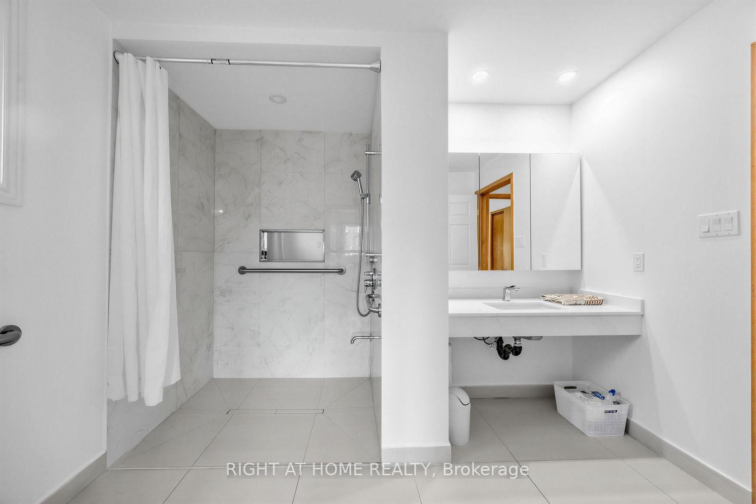 3126 Mccarthy Court • Mississauga, ON photo 25