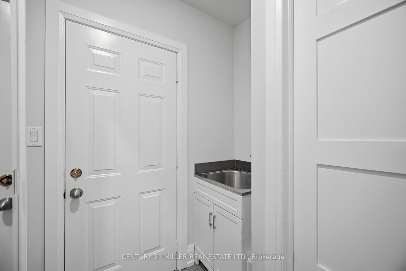 689 Macbeth Heights • Mississauga, ON photo 25