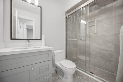 689 Macbeth Mississauga,ON L5W 1E6 — Photo 38