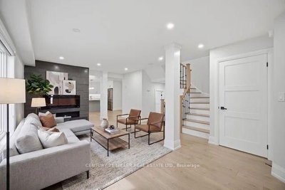 689 Macbeth Heights • Mississauga, ON photo 4