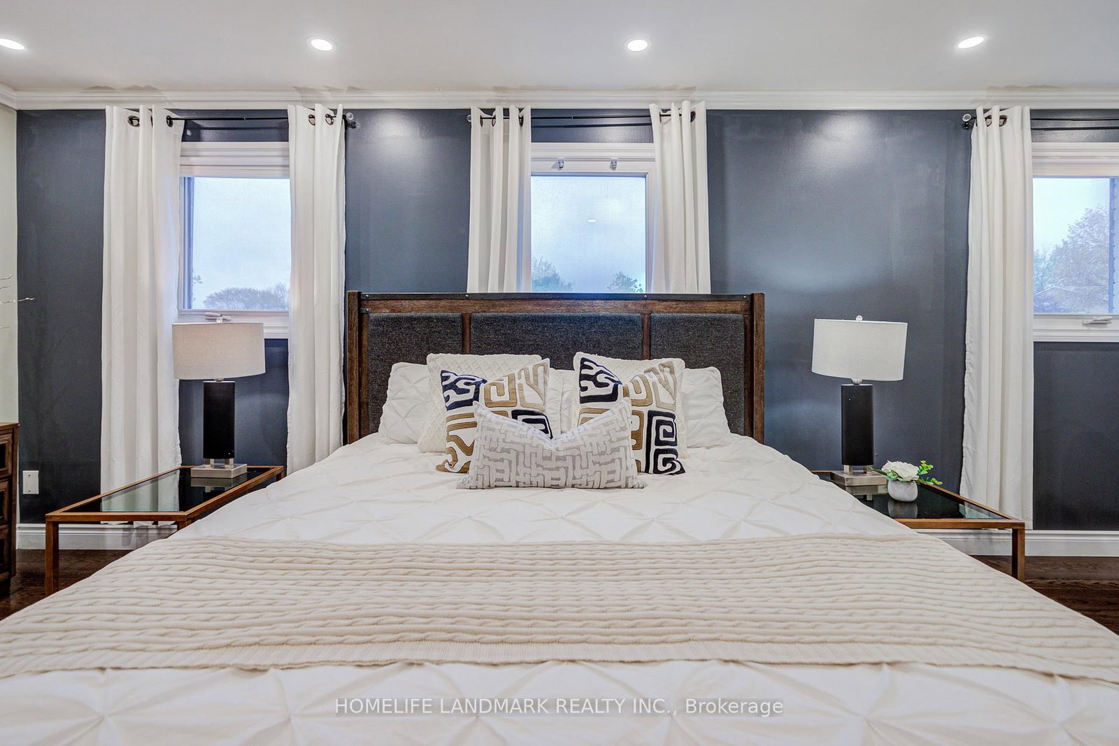 2105 Folkway Drive • Mississauga, ON photo 19