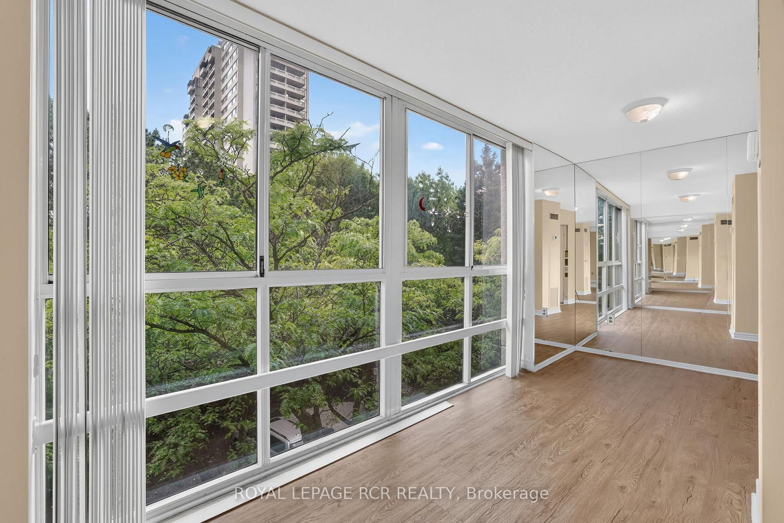 3650 Kaneff Crescent • #303 • Mississauga, ON photo 13