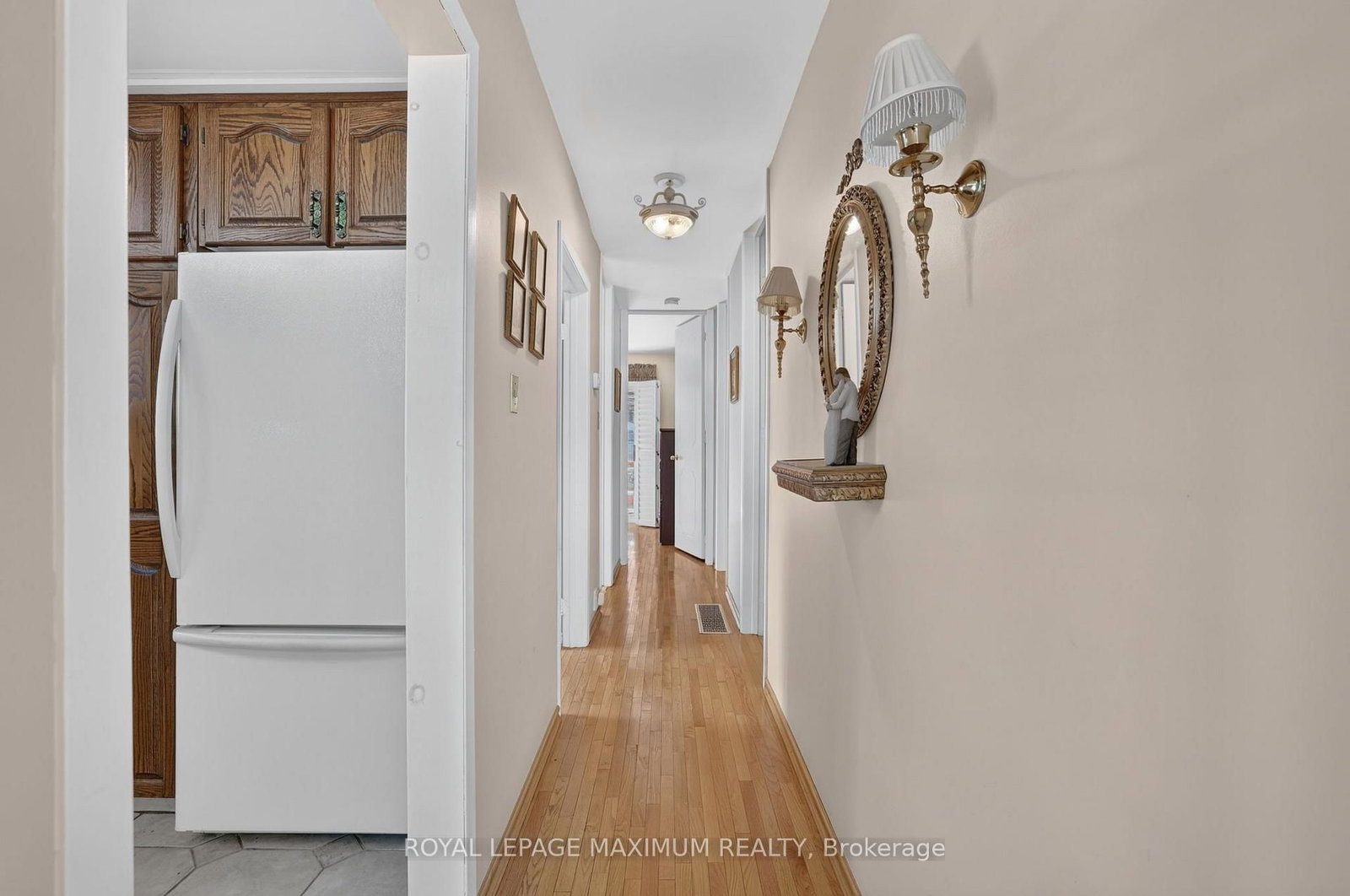 42 Pergola Road • Toronto, ON photo 13