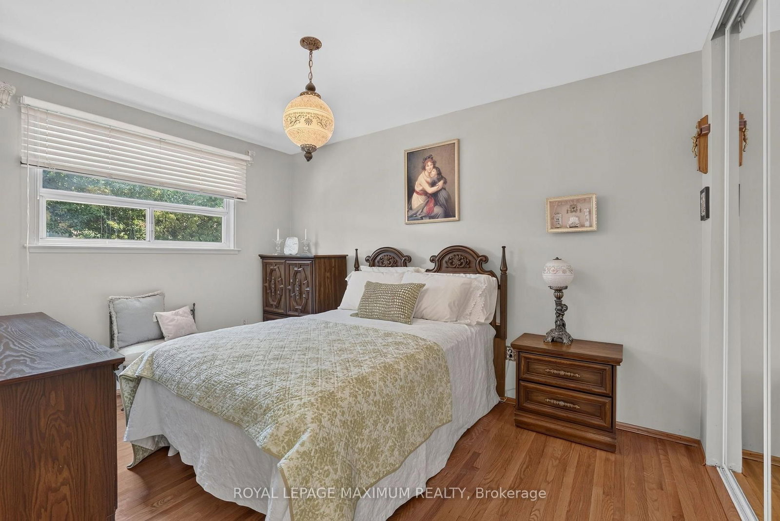 42 Pergola Road • Toronto, ON photo 14