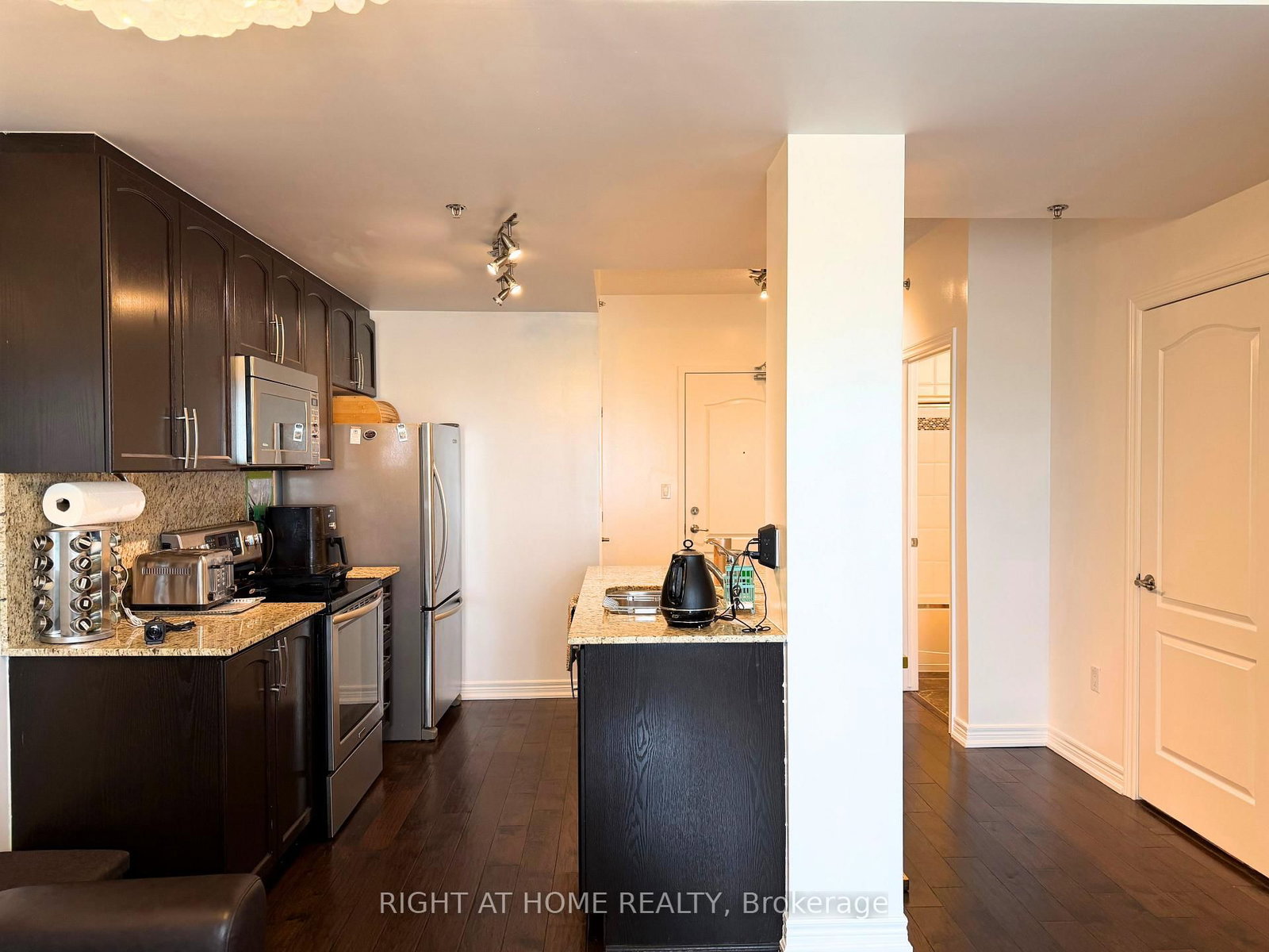 1419 Costigan Road • #308 • Milton, ON photo 14