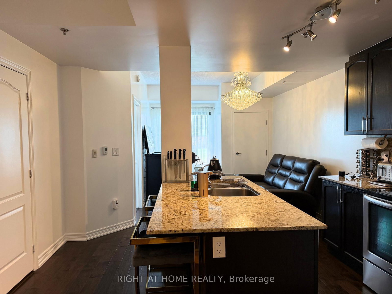 1419 Costigan Road • #308 • Milton, ON photo 16