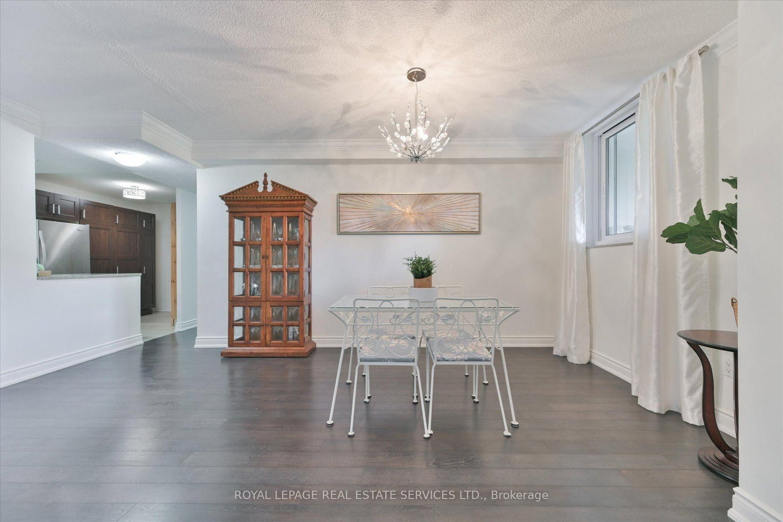 812 Burnhamthorpe Road • #309 • Toronto, ON photo 11