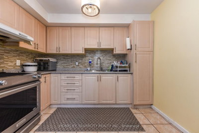7255 Dooley Mississauga,ON L4T 2S7 — Photo 15